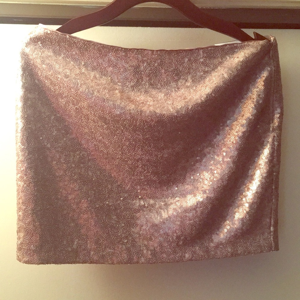 Gap women’s sequin gold mini skirt size 6 NWT